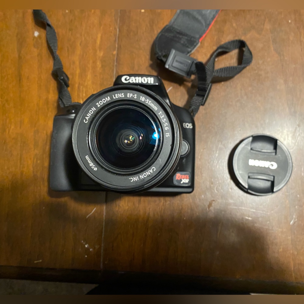 Starter Camera with Flash and extra zoom lens